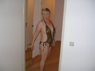 Milf preparing for a hot time wants comments 2 of 7