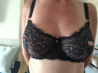 Peekaboob.... Well nipples 3 of 8