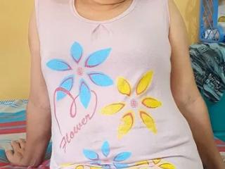 sri lankan hot wife dhanushika 1 of 4