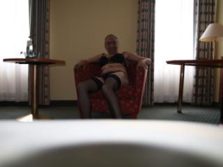 Im Hotel, in a hotel 4 of 12