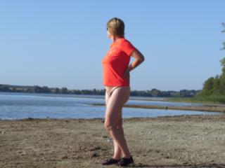 Anja 128 2 of 18