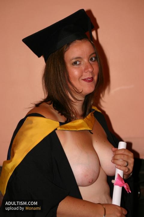 Image 2 of 10