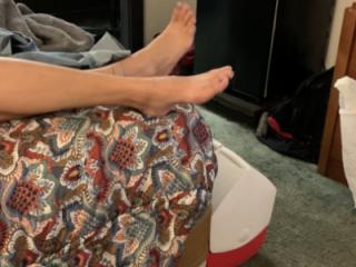 Sexy feet and legs!!! 16 of 20