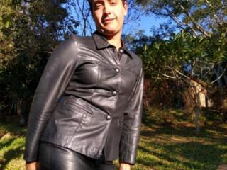 Sissy in leather exposed