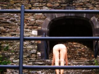 Naked at the castle 3/7 16 of 20