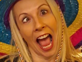 UK Blonde Milf repost 5 of 20
