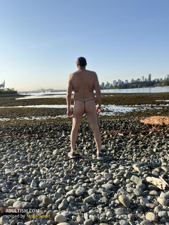 Image 4 of 5