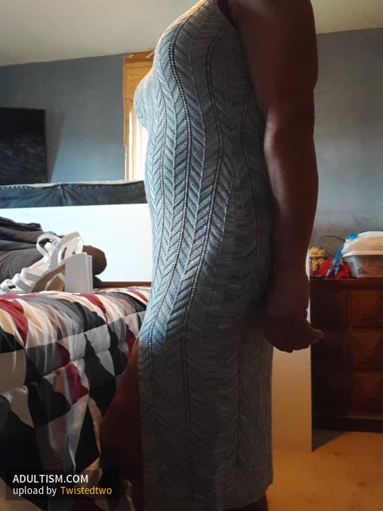 Image 2 of 18