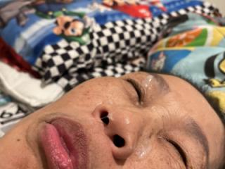She Loves Cum 8 of 20
