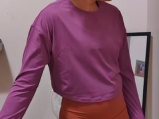 Bulging cameltoe in shorts 15 of 20
