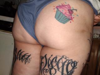 Ass licious 2 of 6