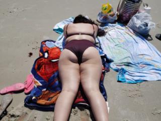 Young latina wife at the beach 7 of 8
