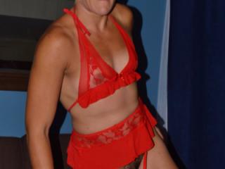 red bra and stockings 6 of 18