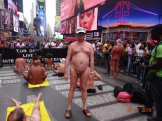 Naked concert in Times Square 1 of 4