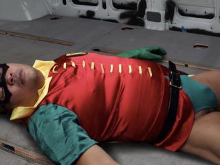Robin cosplay 3 of 7