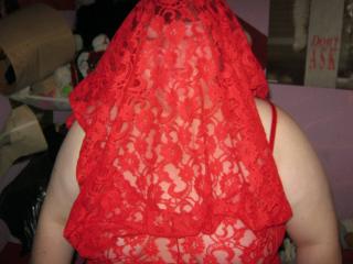 Red lace nightgown 5 of 9