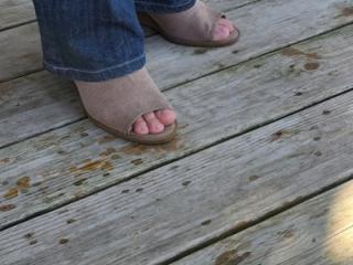 Easter toes on the deck 1 of 6