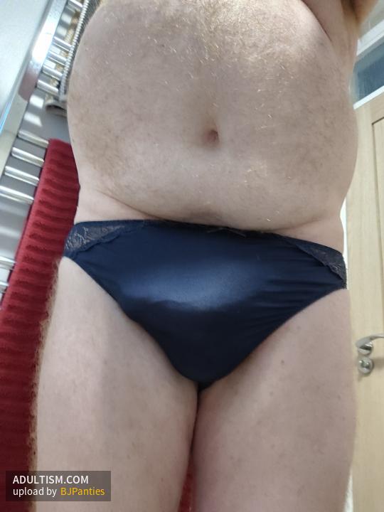 Image 3 of 4