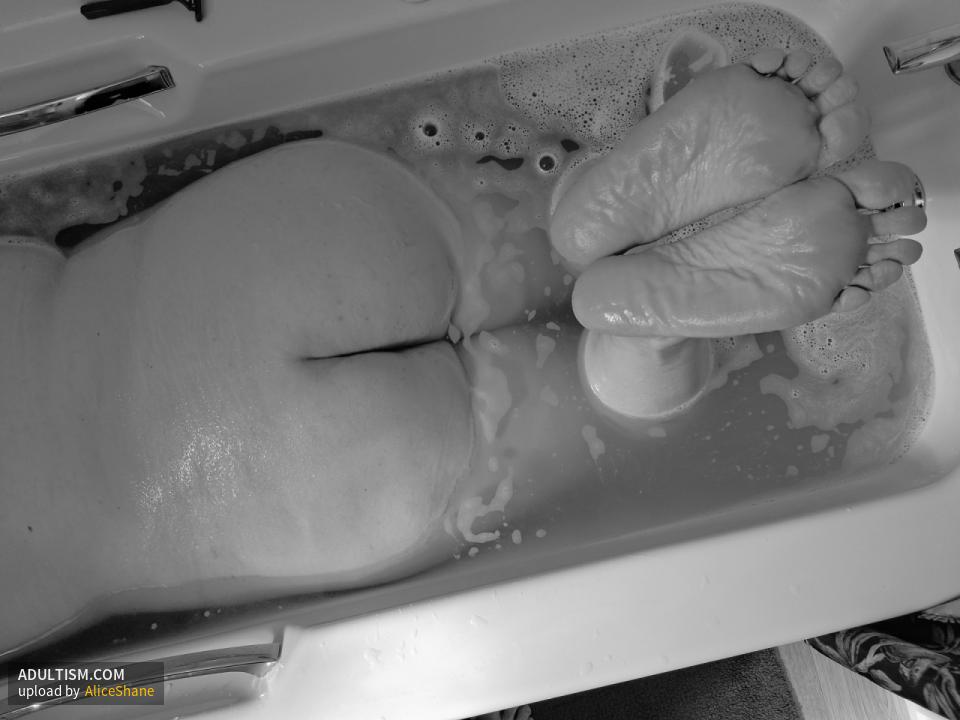 Image 4 of 8