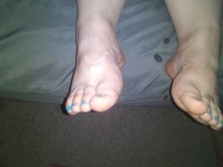 Footjob and Cum 2 of 14