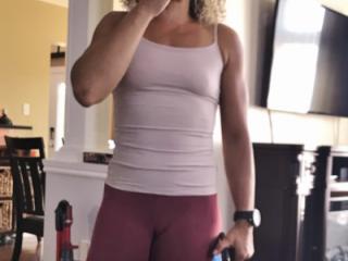 Spandex Short cameltoe and bulge 6 of 13