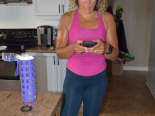 more sweaty legging pics with cameltoe 13 of 20