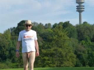 Nude in Munich 16 of 18