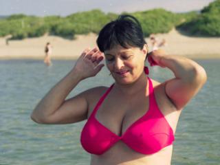 Sexy chubby wife
