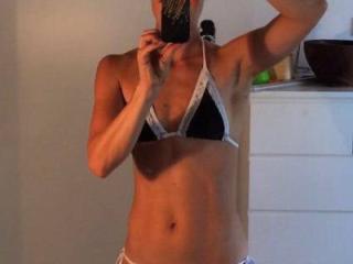 Mirror Selfies of hungry milf 17 of 17