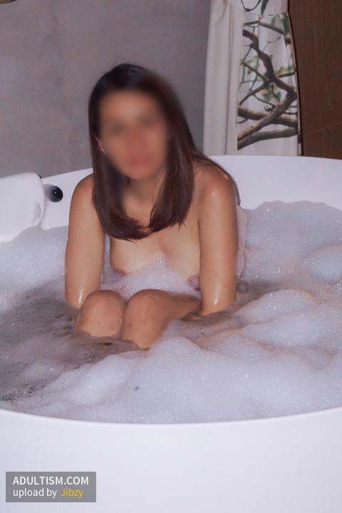Image 2 of 6