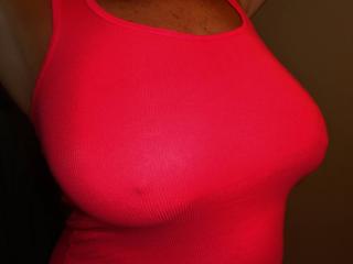 Wifes tank top tits 9 of 9