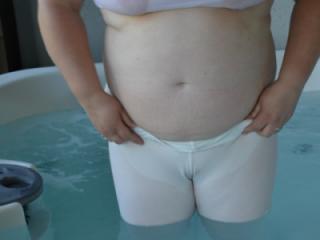 Hot Tub in white part 2