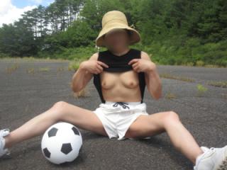 Aki is looking for a soccer coach! 4 of 20