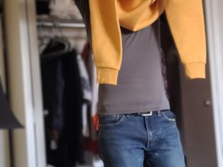 Dressing wirh Steven ;) 7 of 7