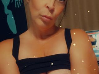 Sexy pictures for hubby 4 of 20