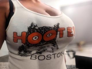 How are you tipping your Hooters Waitress? 8 of 15