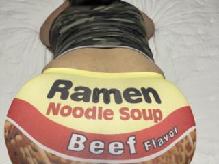 Beef Ramen Booty Set 14 of 18