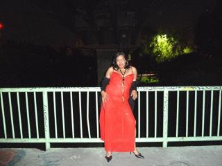 Red nightgown at the bridge 6 of 11
