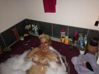 Hot Blonde Milf Jacuzzi Time 5 of 6