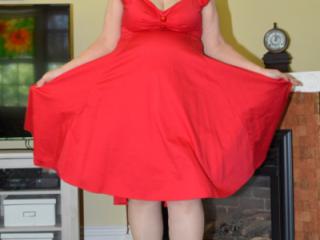 Red Dress Gilf 2 of 20