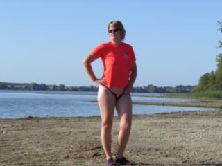 Anja 128 4 of 18