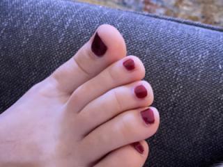 Suckable toes 2 of 8