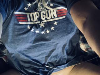 Top gun Tshirt 13 of 18