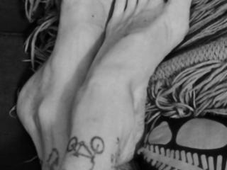 Black n White 8 of 8
