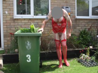 Weekend  dressed up gardening 3 of 6