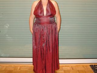 My wife in diferent dresses! 5 of 17