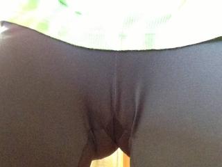 Camel toe pic 1 of 5