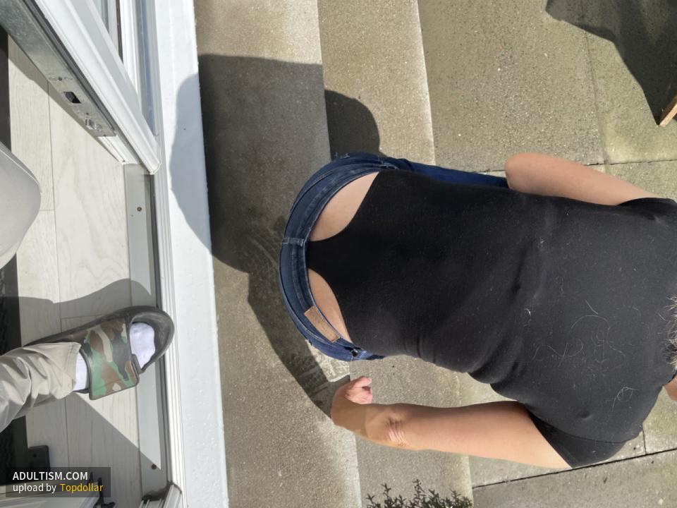 Image 2 of 4