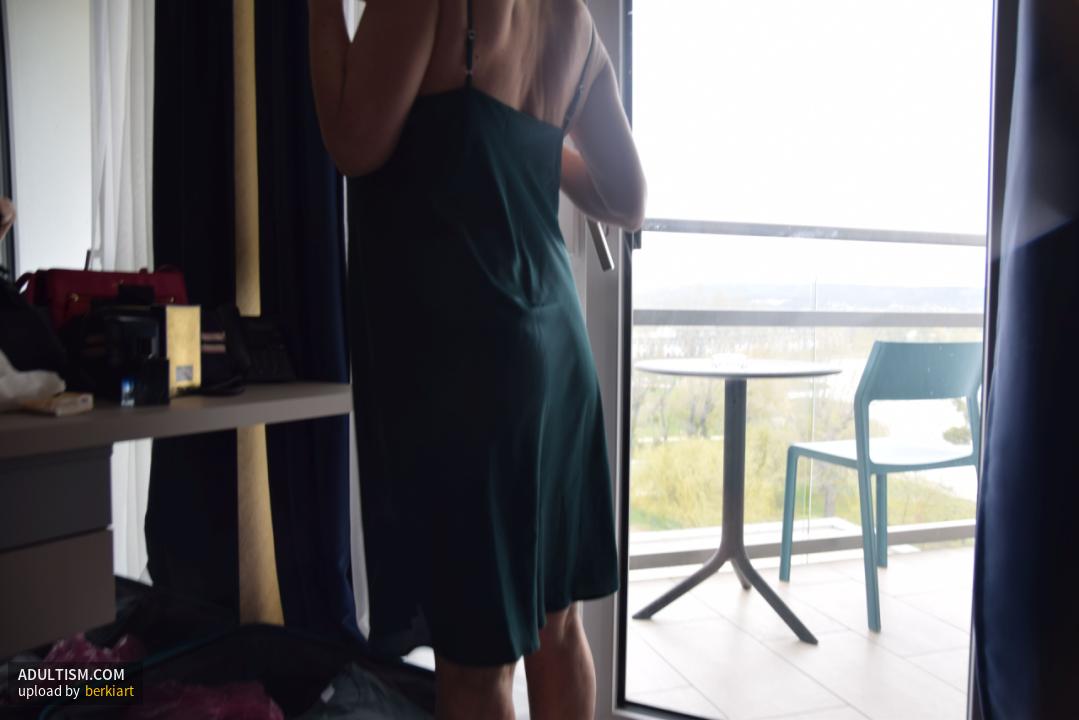 Image 2 of 10