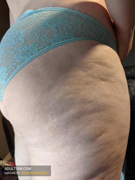 Image 3 of 4